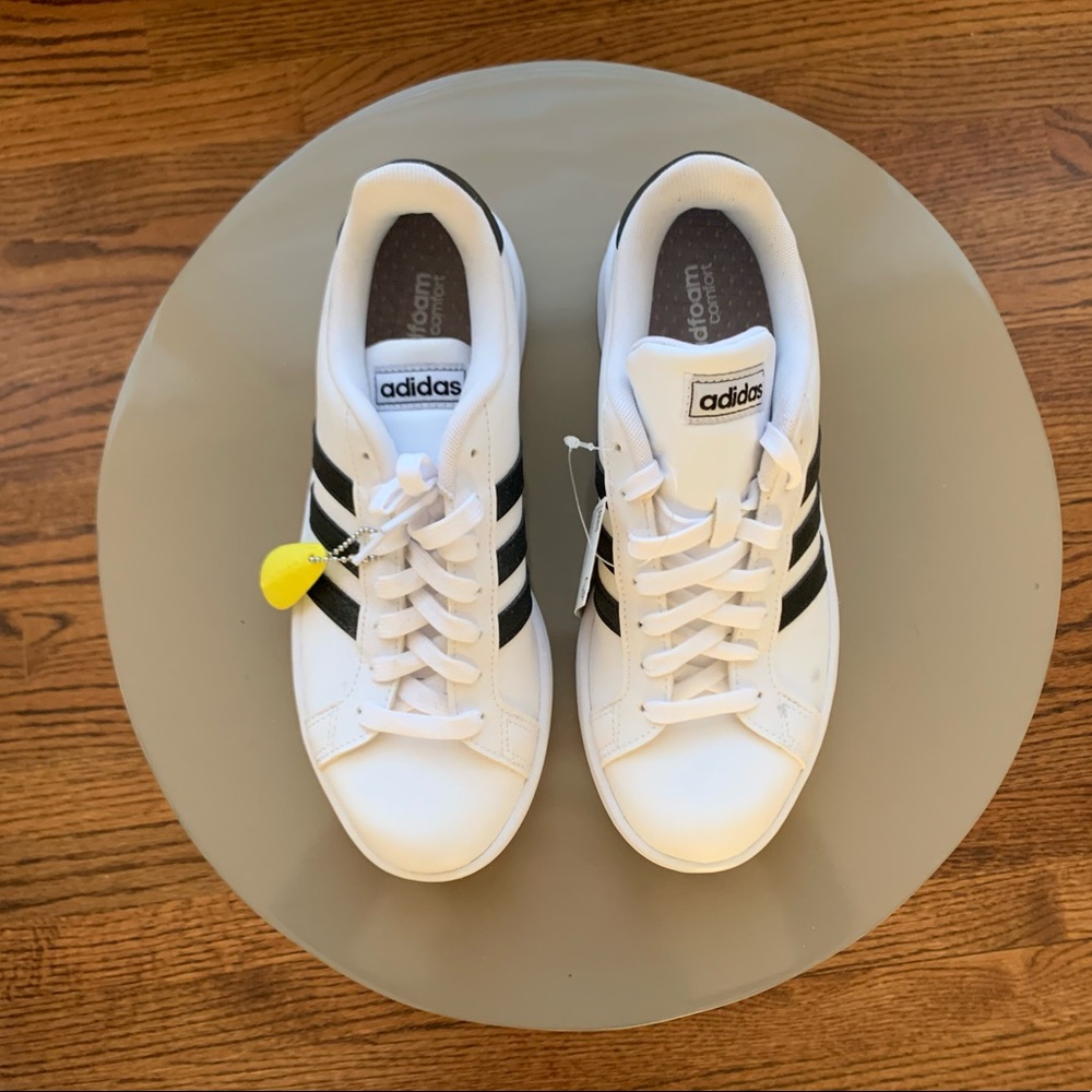 Adidas Women's Grand Court - Size 7.5